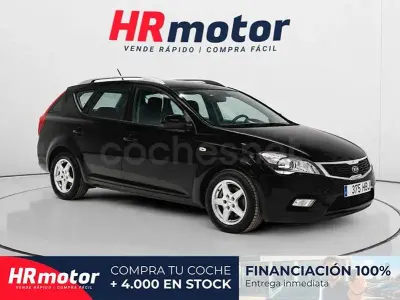 Usado Kia Ceed Active 128 CV (94 kW) 2011 Negro Utilitario