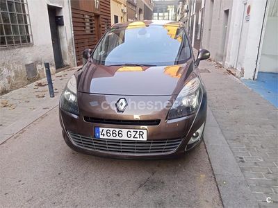 Marrón Usado 2010 Renault Grand Scénic III Business Monovolumen | 5000 € (Precio justo)