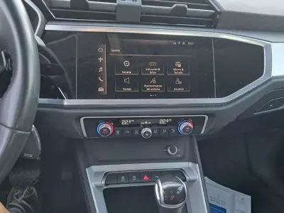 Usado Audi Q3 150 CV (110 kW) 2022 Gris SUV