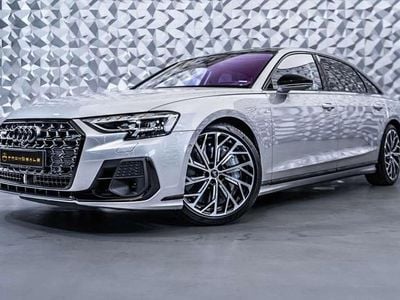 Plateado Usado 2022 Audi A8L Comfort Berlina | 87.900 €