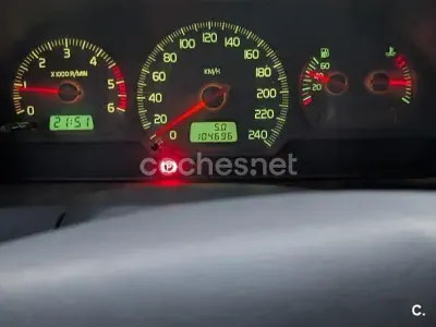 Usado Volvo S40 95 CV (69 kW) 2000 Gris / plata Berlina