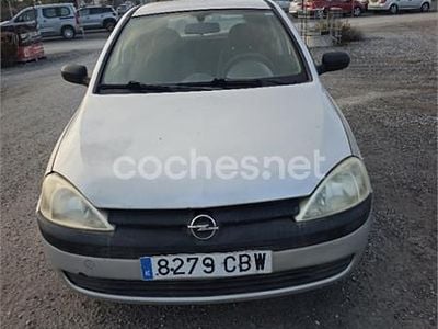 Gris / plata Usado 2002 Opel Corsa Enjoy Berlina | 1000 € (Buen precio)