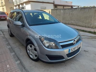 Usado Opel Astra Elegance 150 CV (110 kW) 2006 Gris / plata Familiar