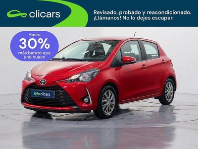 Usado Toyota Yaris Active 111 CV (81 kW) 2019 Rojo Berlina