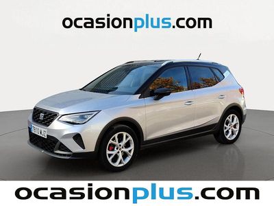 Usado Seat Arona FR 150 CV (110 kW) 2023 Gris plata SUV