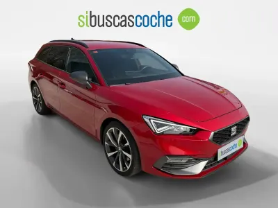 Usado Seat Leon FR 150 CV (110 kW) 2021 Rojo