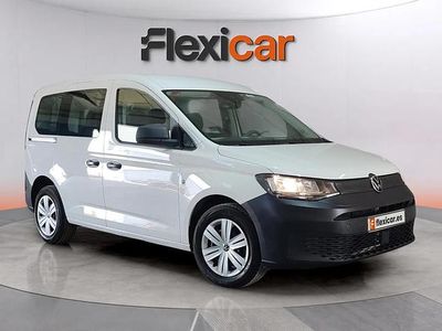 Usado VW Caddy California 102 CV (75 kW) 2023 Blanco Monovolumen