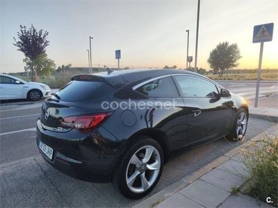 Opel Astra GTC