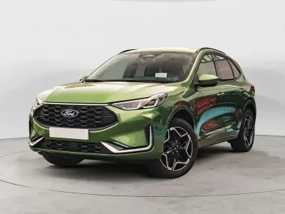 Usado Ford Kuga ST-Line X 182 CV (133 kW) 2024 Verde SUV