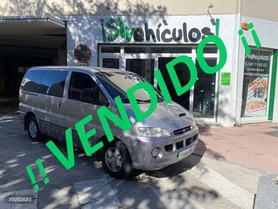 Usado Hyundai H-1 101 CV (74 kW) 2000 Plateado Monovolumen