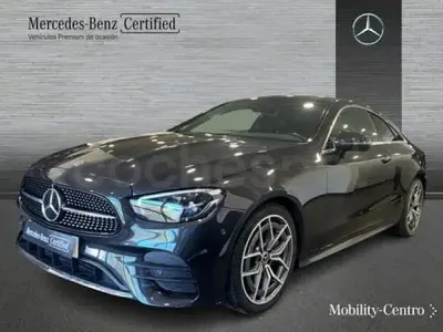 Usado Mercedes E350 299 CV (219 kW) 2022 Gris / plata Berlina