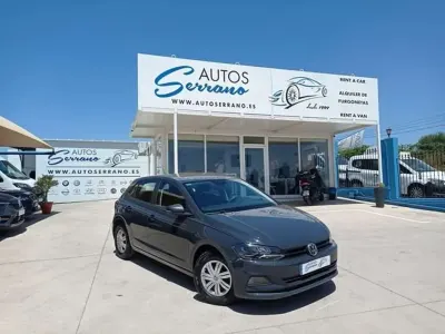 Usado VW Polo Edition 80 CV (58 kW) 2021 Gris Utilitario
