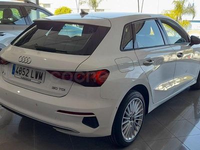 Usado Audi A3 116 CV (85 kW) 2022 Blanco Berlina