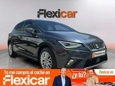 Usado Seat Ibiza XCELLENCE 115 CV (84 kW) 2024 Gris Utilitario