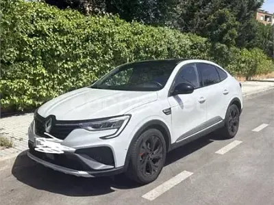 Usado Renault Arkana RS Line 145 CV (106 kW) 2022 Blanco SUV