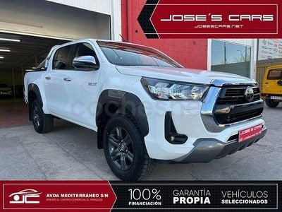 Begagnad Toyota HiLux 204 HK (150 kW) 2021 Vit Pickup