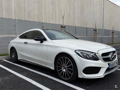 Usado Mercedes C220 AMG line 170 CV (125 kW) 2017 Blanco Coupe