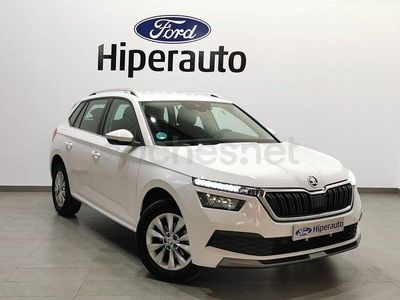 Usado Skoda Kamiq Ambition 110 CV (80 kW) 2022 Blanco SUV
