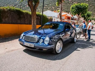 Usado Mercedes CLK320 Elegance 218 CV (160 kW) 1998 Azul Descapotable