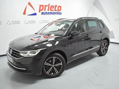 Usado VW Tiguan Life 150 CV (110 kW) 2021 Negro SUV
