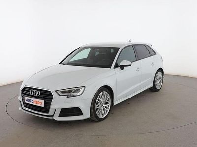 Blanco Usado 2019 Audi A3 Sportback S-Line Utilitario | 17.499 € (Precio justo)