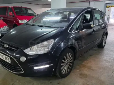 Begagnad Ford S-MAX