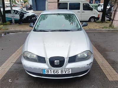 Usado Seat Ibiza Stella 64 CV (47 kW) 2002 Gris / plata Utilitario
