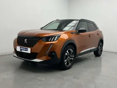 Usado Peugeot 2008 GT-line 131 CV (96 kW) 2020 Naranja SUV