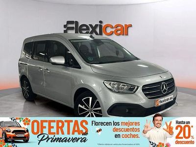Usado Mercedes T180 116 CV (85 kW) 2023 Gris Monovolumen