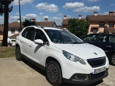 Usado Peugeot 2008 Active 110 CV (80 kW) 2015 Blanco SUV