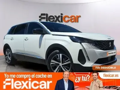 Usado Peugeot 5008 Allure 130 CV (95 kW) 2024 Blanco SUV