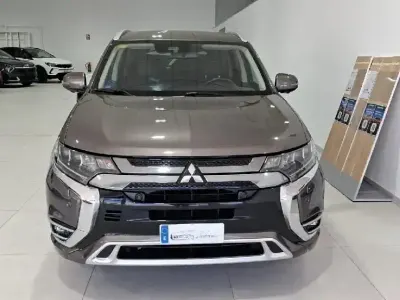 Usado Mitsubishi Outlander P-HEV