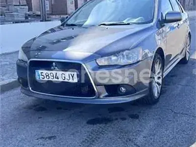 Usado Mitsubishi Lancer Sportback Motion 140 CV (102 kW) 2008 Gris / plata Berlina