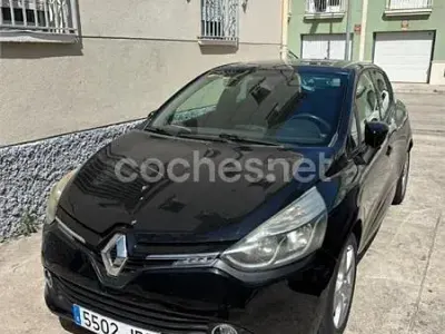 Usado Renault Clio III Collection 75 CV (55 kW) 2014 Negro Berlina