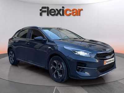 Usado Kia XCeed 160 CV (117 kW) 2022 Gris SUV