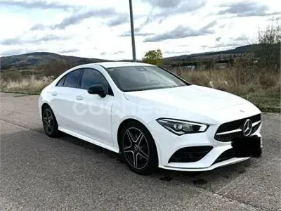 Usado Mercedes CLA200 136 CV (100 kW) 2019 Blanco Berlina