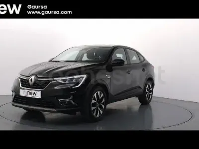 Usado Renault Arkana Intens 140 CV (102 kW) 2022 Negro SUV