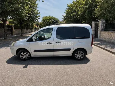 Usado Citroën Berlingo 92 CV (67 kW) 2014 Gris / plata Monovolumen