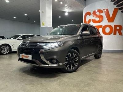 Usado Mitsubishi Outlander 202 CV (148 kW) 2018 SUV