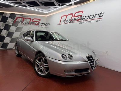 Usado Alfa Romeo GTV 165 CV (121 kW) 2006 Gris / plata Coupe