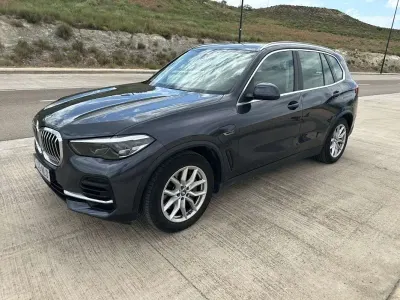 Usado BMW X5 Comfort Edition 398 CV (292 kW) 2021 Gris SUV