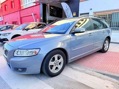 Usado Volvo V50 Momentum 136 CV (100 kW) 2009 Gris / plata Familiar