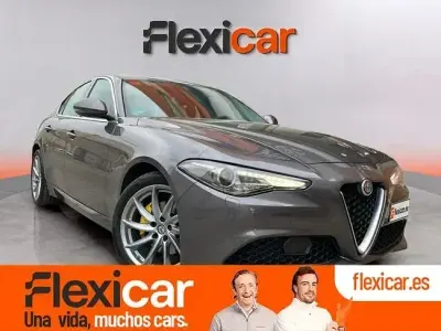 Usado Alfa Romeo Giulia Business 150 CV (110 kW) 2018 Gris Berlina