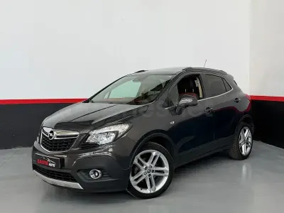 Usado Opel Mokka Excellence 136 CV (100 kW) 2016 Gris / plata SUV