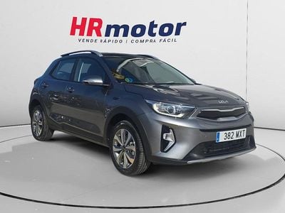Gris Nuevo 2025 Kia Stonic SUV | 18.590 € (Precio justo)