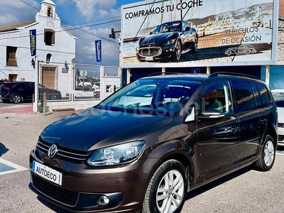 Marrón Usado 2015 VW Touran Advance Monovolumen | 11.990 € (Precio justo)