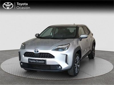 Usado Toyota Yaris Cross Style 116 CV (85 kW) 2022 Gris / plata SUV