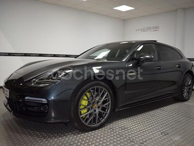 Porsche Panamera 4