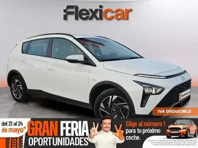 Usado Hyundai Bayon 100 CV (73 kW) 2023 Blanco SUV
