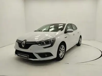 Usado Renault Mégane IV Business 115 CV (84 kW) 2019 Blanco